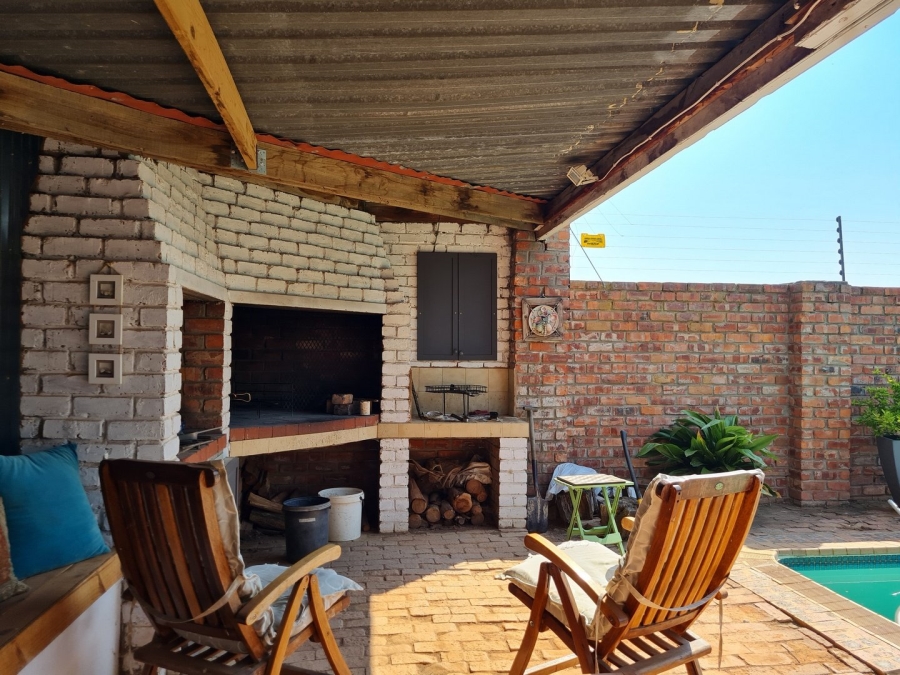 10 Bedroom Property for Sale in Montagu Rural Western Cape